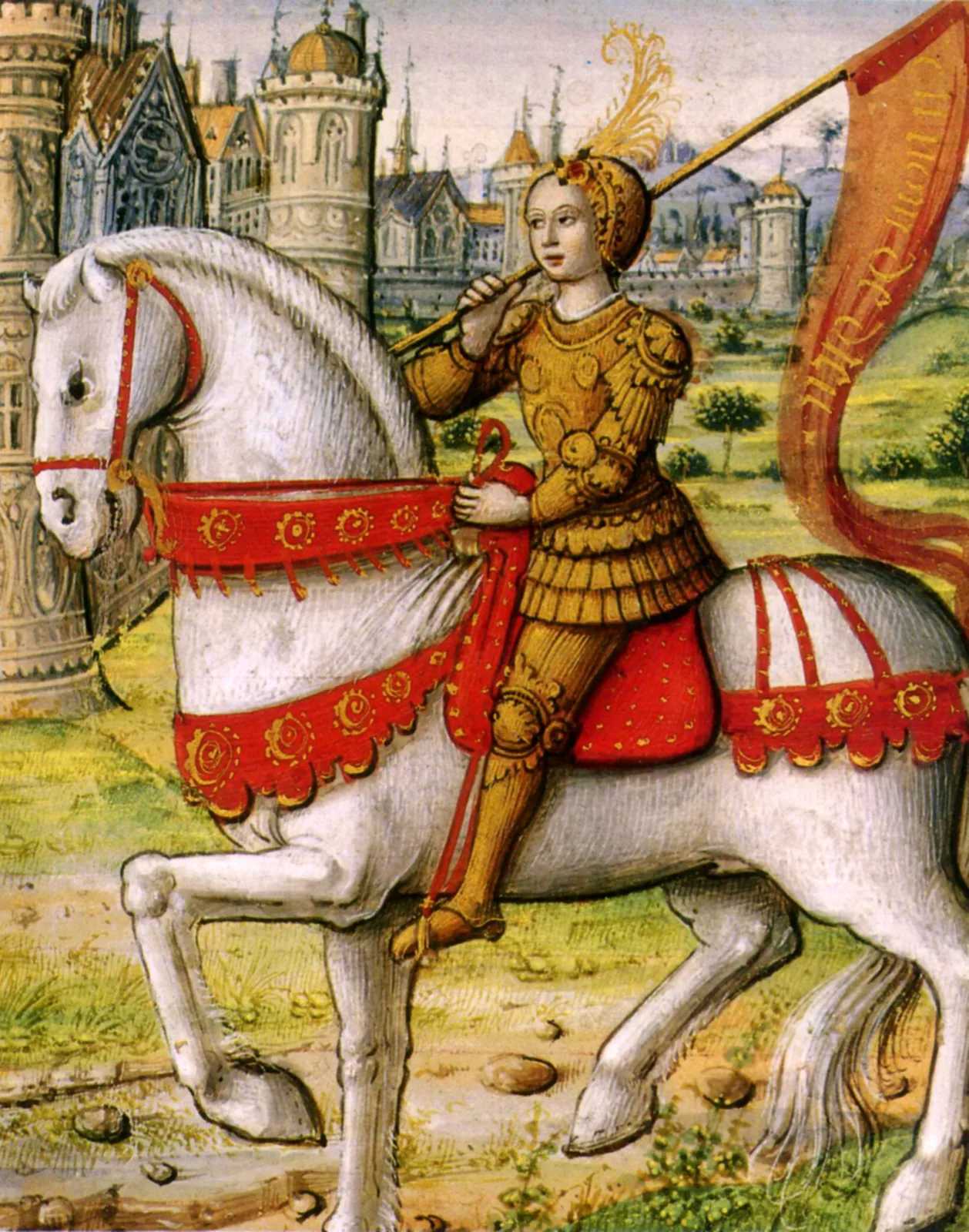 Jeanne d’Arc en armure sur un cheval blanc, bannière déployée, devant une cité fortifiée.