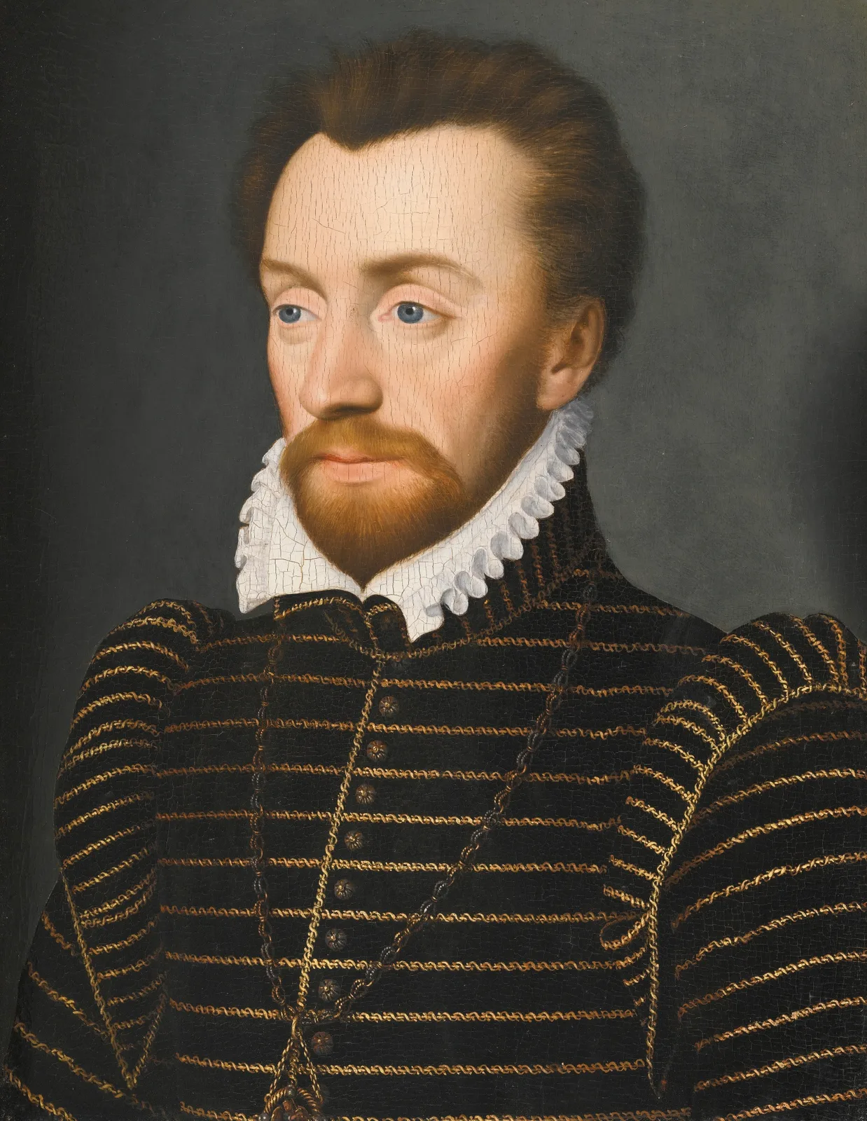 Portrait de Louis Ier de Bourbon, prince de Condé, en buste, vêtu d’un pourpoint sombre à galons dorés et fraise blanche.