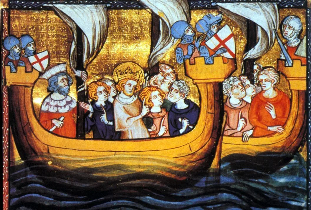 Enluminure médiévale : le roi et sa suite embarquent sur des nefs à voile carrée, bannières déployées, entourés de barons et de la reine